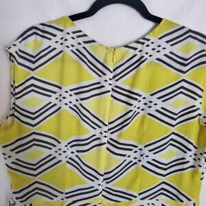 Pre-owned Worthington Ladies blouse, sleeveless, 2-tiered band